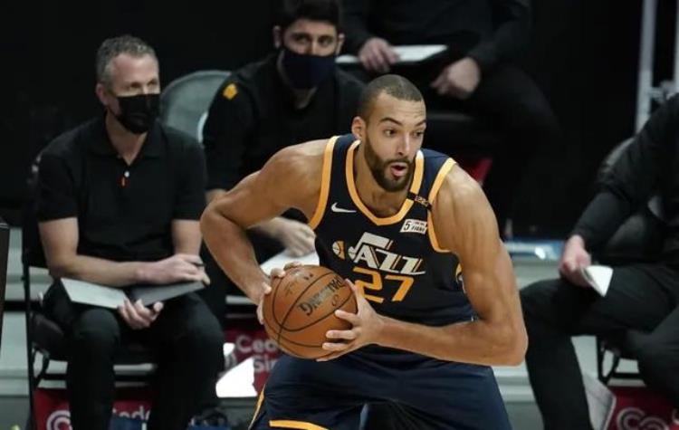 nba最佳阵容看战绩吗「nba常规赛最佳阵容预测数据还是战绩这是个问题」