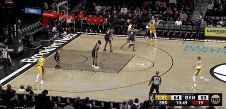 投三分球作文「高考作文NBA版三分球的本手妙手和俗手」