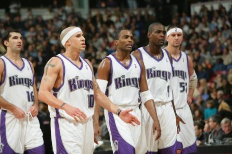 nba内讧集锦「后院起火NBA历史七大内讧事件他们建立王朝最终却一拍两散」