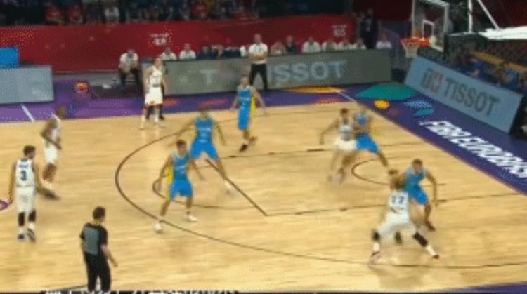 东契奇几岁打职业「16岁就打职业18岁成欧洲之王进NBA前东契奇是怎么打球的」