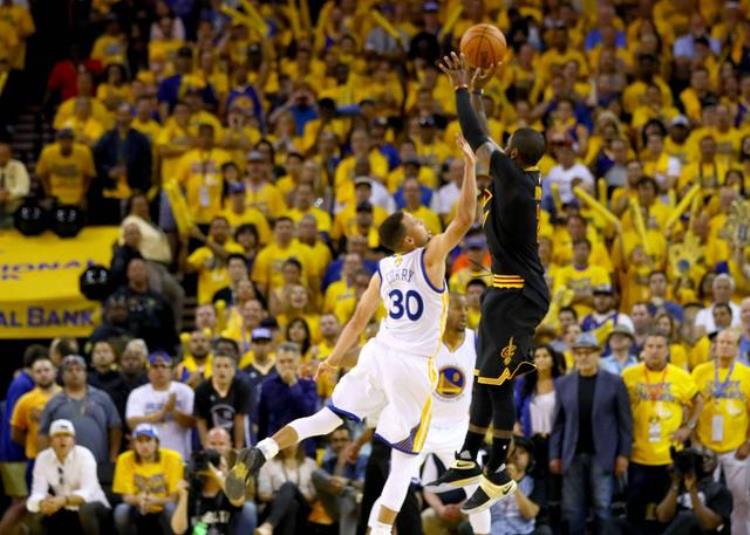 最强NBA科比绝杀「NBA绝杀能力最强的5大球星科比上榜詹皇1神迹令乔丹汗颜」