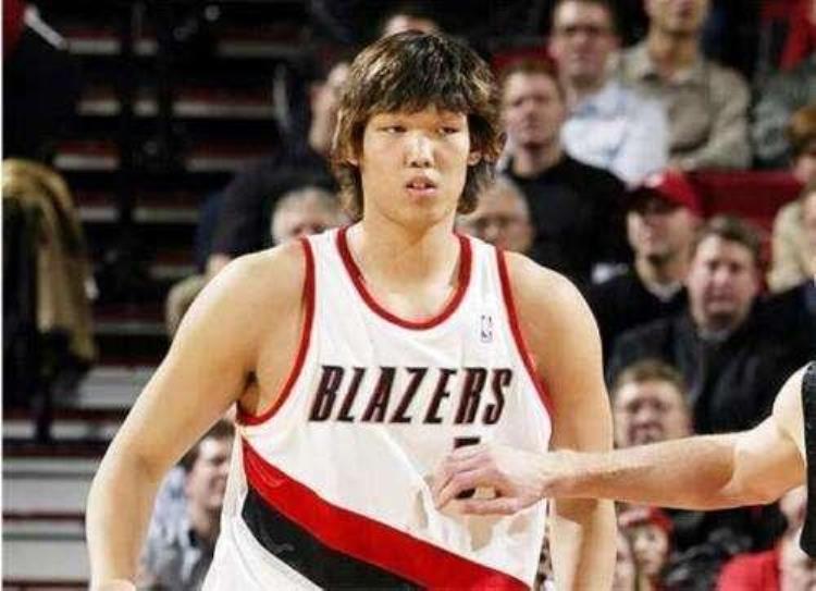 中国有多少人进入过nba「亚洲篮坛多少人登陆过NBA打过正式赛仅12人中国占据半壁江山」