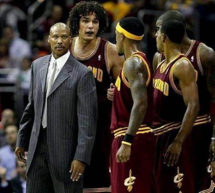 勇士最好的成绩是73胜「9胜73负盘点NBA五大奇葩的胜场纪录勇士王朝光荣上榜」