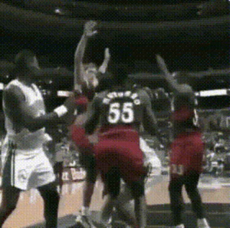 帮姚明出头的霍二叔「当年给姚明当帮手的穆大叔霍二叔在NBA都是什么样的存在」