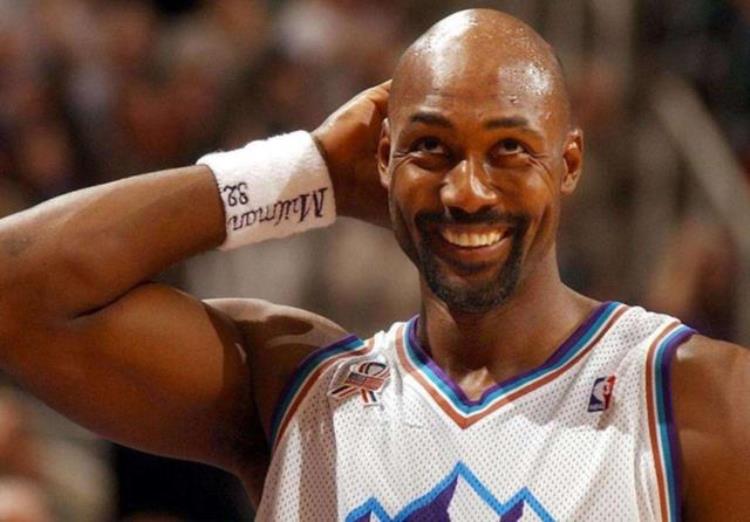 nba球星绰号大全「名扬四海盘点NBA绰号最好听的十大球星外号比名字还响亮」