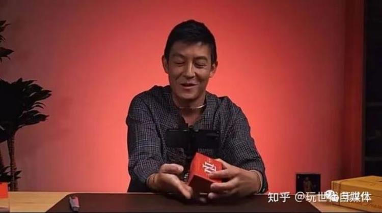球星卡投资「球星卡这三年人造蓝筹的混沌江湖」