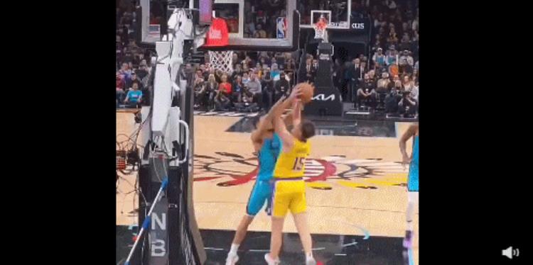 湖人拒绝参赛球员「帮队友出头直接被禁赛3场NBA就是在针对湖人啊」