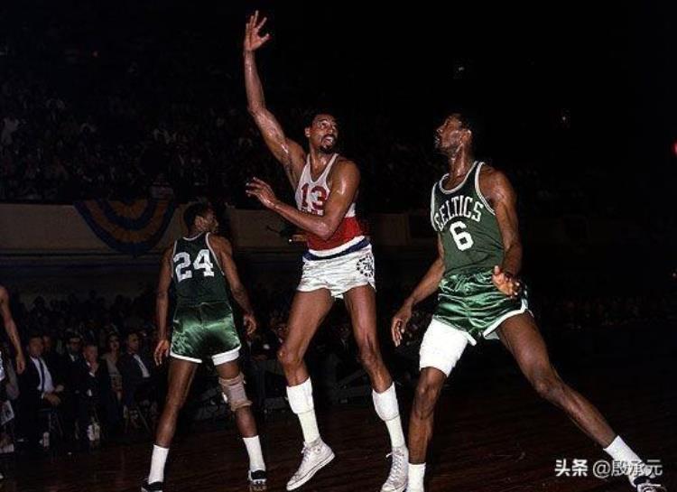 近十年nba季后赛总篮板前五没有中锋除了詹姆斯还有谁「近十年NBA季后赛总篮板前五没有中锋除了詹姆斯还有谁」
