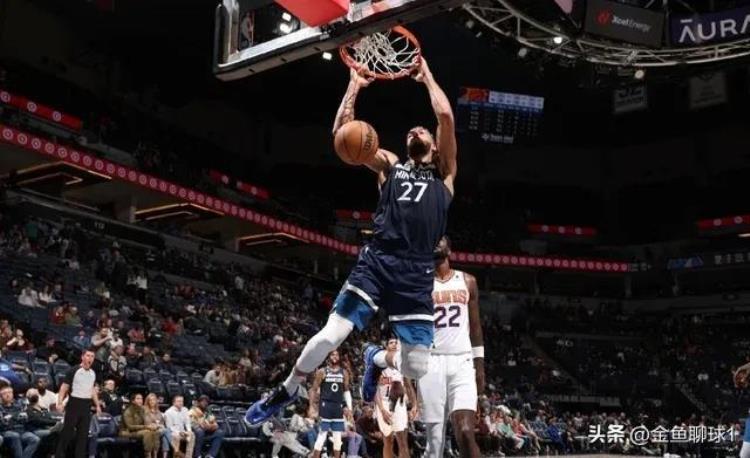 nba中非美国球员「盘点NBA现役五大非美国角色球员他们联手组队保底季后赛第二轮」