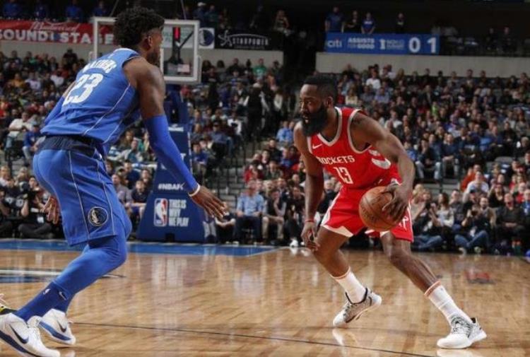 技术与天赋相结合盘点NBA晃人最强的十大球星前三名无争议