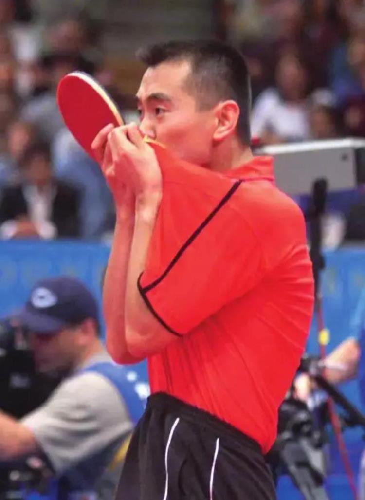 2000年悉尼奥运会颁奖仪式乒坛三大满贯同台经典一幕谁还记得