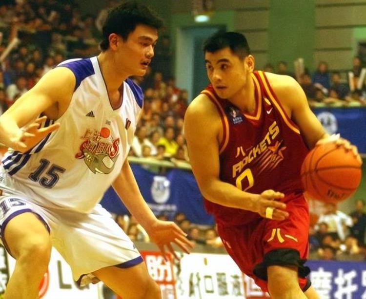 科比在nba算超级巨星吗「NBA巨星有乔丹詹姆斯科比那CBA能称为超级巨星的有哪些人」