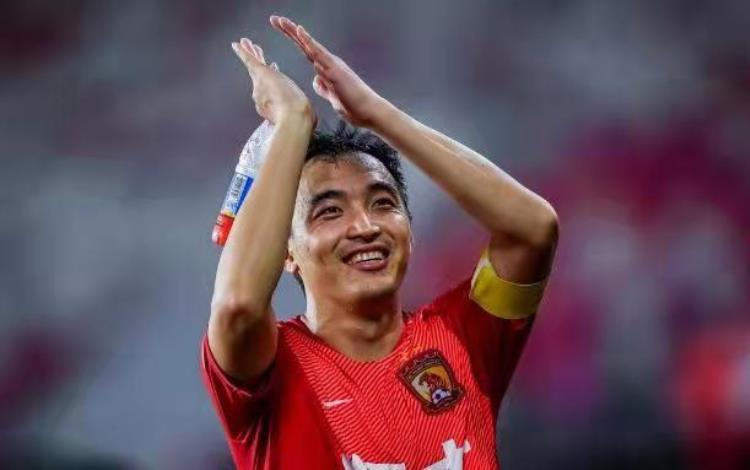 甲A历史最年轻队长亚洲杯致命失误中国足球第一段子手冯潇霆