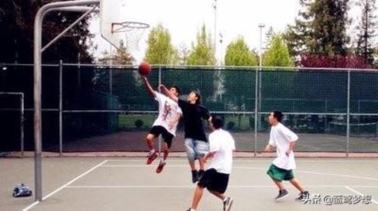 男人为什么喜欢打篮球,为什么现在男人都喜欢打篮球