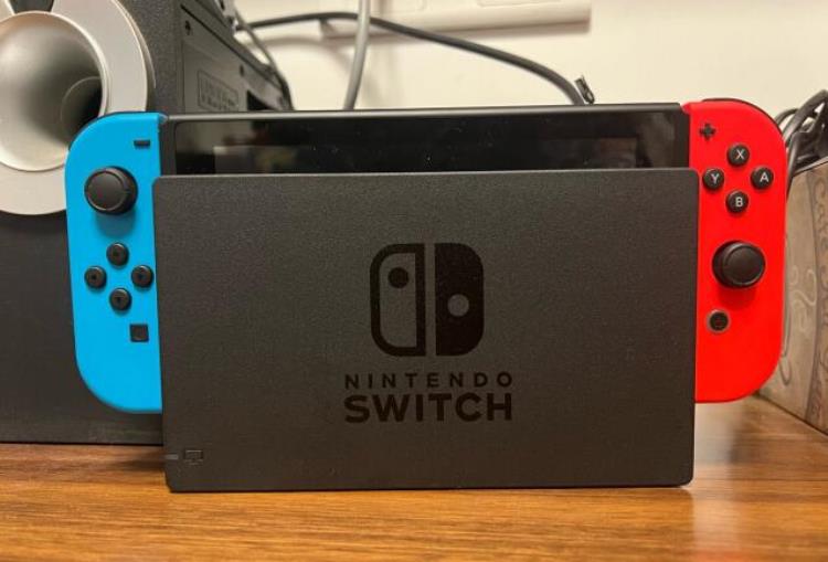 2022年适合玩SWITCH投影仪有哪款怎么连接这篇文章通通告诉你