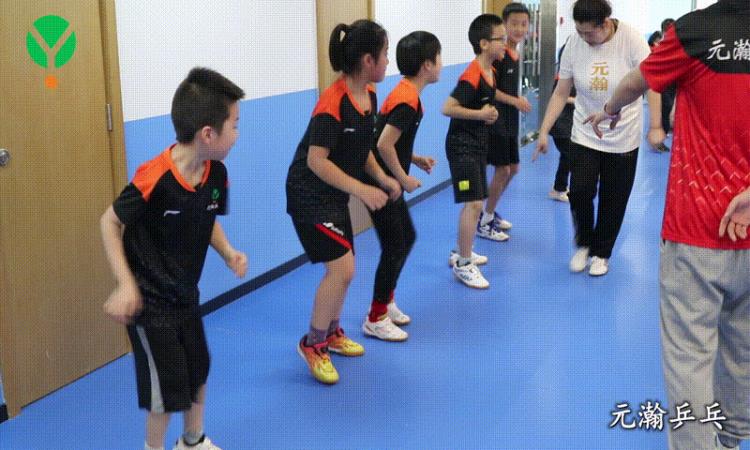 元瀚体育暑假少儿乒乓训练营原广西省队总教练张博亲临指导