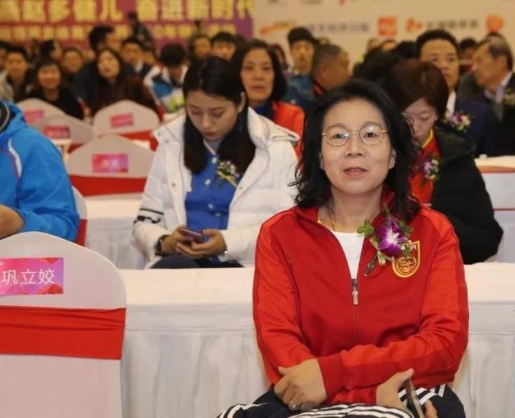 中国第一个世界足球小姐「中国第一位世界足球小姐8次夺得亚洲冠军还曾赴日本踢球」