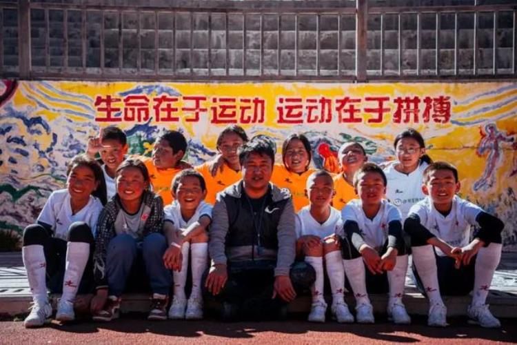 世界杯第6天这支中国乡村球队感动了无数人「世界杯第6天这支中国乡村球队感动了无数人」