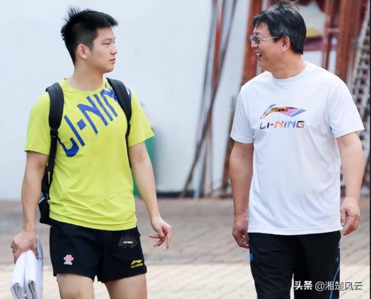 吴敬平68岁生日培养5位世界冠军要求小胖东奥会之前不谈恋爱