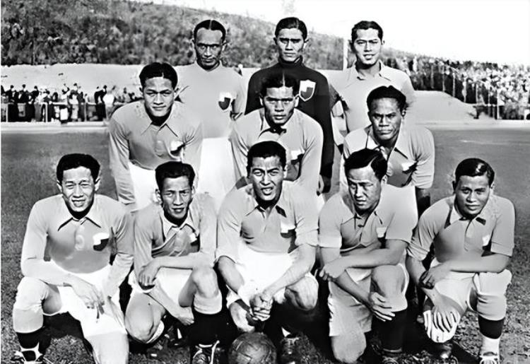 中国足球队的传奇「因为他们中国足球曾名动世界」