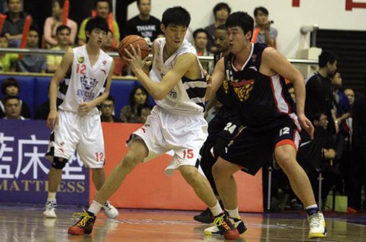 曝2米21高塔离开老东家被CBA名帅放弃
