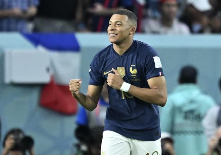 法国球队球星姆巴佩「姆巴佩卫冕冠军法国队的中流砥柱」