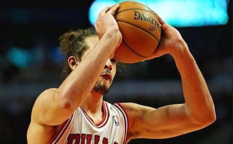 如果普通篮球爱好者去打一场nba有什么办法能让他得分「如果普通篮球爱好者去打一场NBA有什么办法能让他得分」