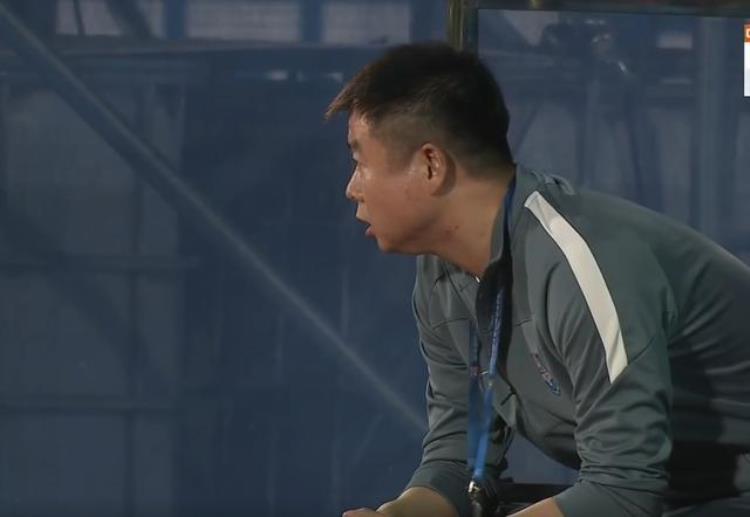 上海申花输球最多比赛「12上海申花轰然倒下开场2分钟就丢球创最长不胜纪录」