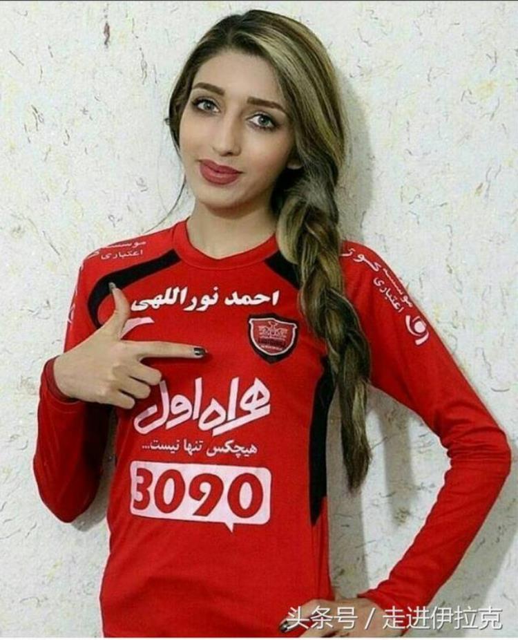 伊朗女球迷女扮男装「伊朗女子为观看足球比赛女扮男装事后发布朋友圈却被逮捕」