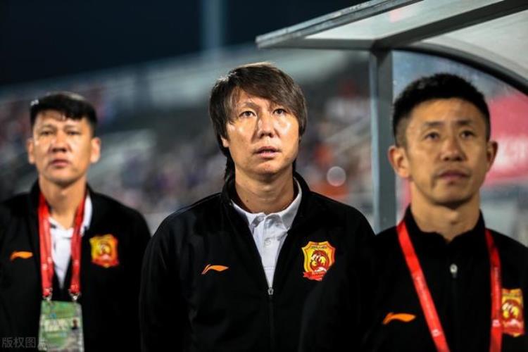 足球太危险「中国足球又到了最危险的时候」
