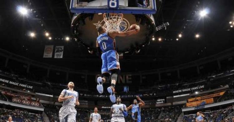 nba史上最残暴的扣篮「NBA无法完成的极限扣篮他却做到了这几个暴扣在游戏里见过」