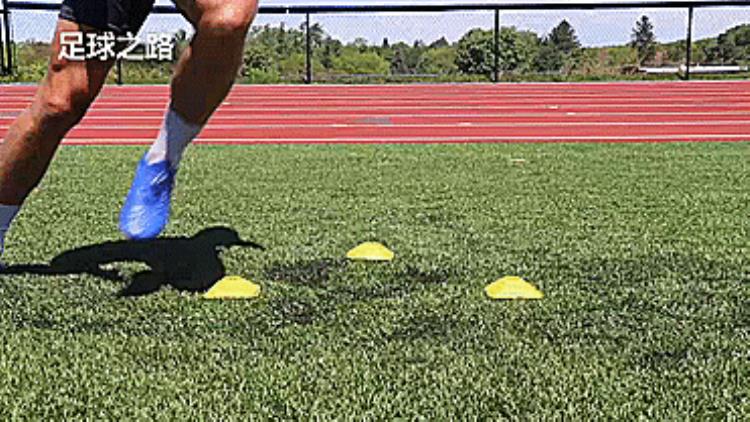 十分钟快速脚步训练提高脚下速度和身体协调性的动作「十分钟快速脚步训练提高脚下速度和身体协调性」