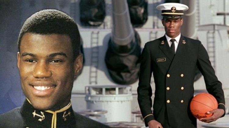 nba海军上尉「9名服过兵役的NBA球员1人被称为海军上将1人险成美国总统」