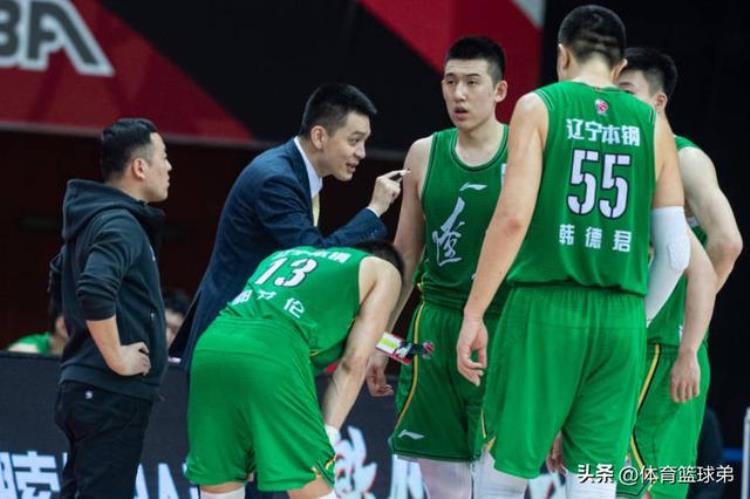 辽宁男篮杨鸣为何退役「杨鸣王牌还真不回来了因为他已登陆NBA辽宁的总冠军悬了」