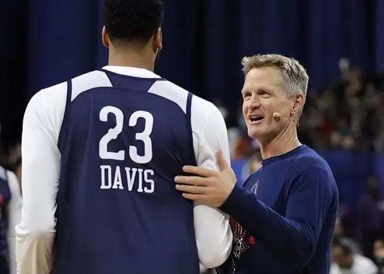 NBA董事会「董事会即将介入NBA总裁直言反感球员申请交易」