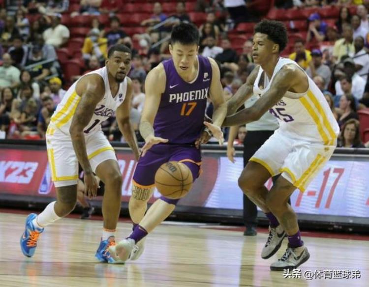 辽宁男篮杨鸣为何退役「杨鸣王牌还真不回来了因为他已登陆NBA辽宁的总冠军悬了」