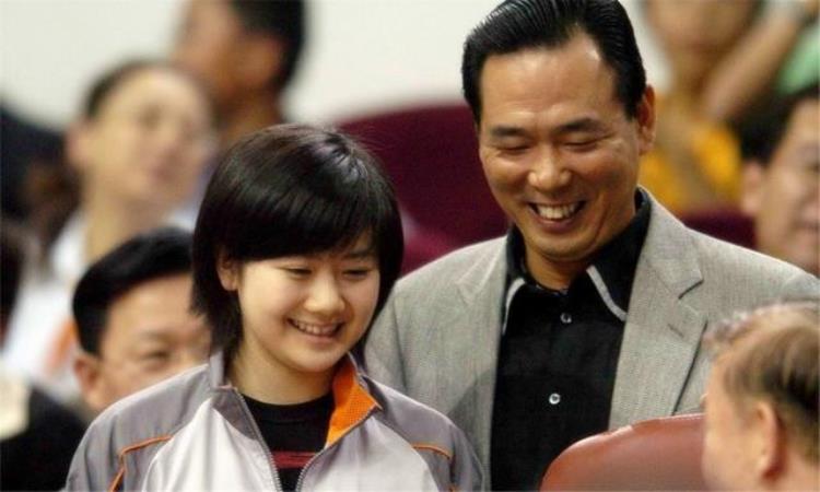 福原爱为什么能在中国训练「福原爱出生在日本为何12岁能到中国训练并得到国人的一致好评」