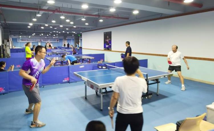 乒乓球队联欢会「热烈庆祝清华朋商乒乓球俱乐部第一届友谊赛顺利开打」