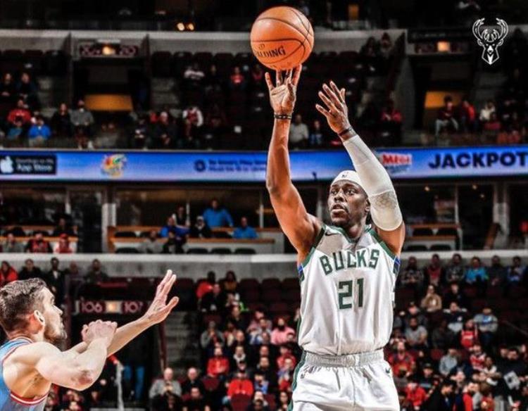 库里和威少谁是最佳控卫「盘点NBA现役十大控球后卫威少垫底利拉德跌出前三」