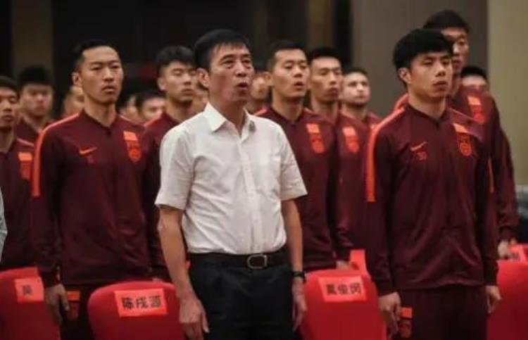 足球太危险「中国足球又到了最危险的时候」