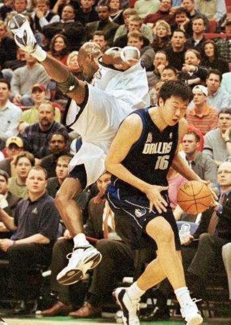 6位打过NBA中国球员谁单场得分最高周琦6分大郅21分