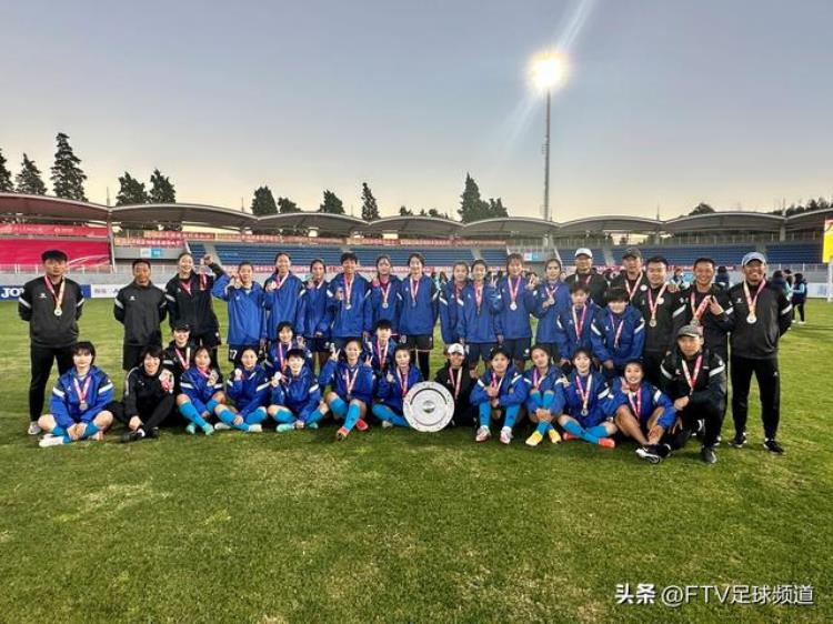 武汉女足首夺女超联赛冠军「2022女超联赛收官武汉成就三连冠」