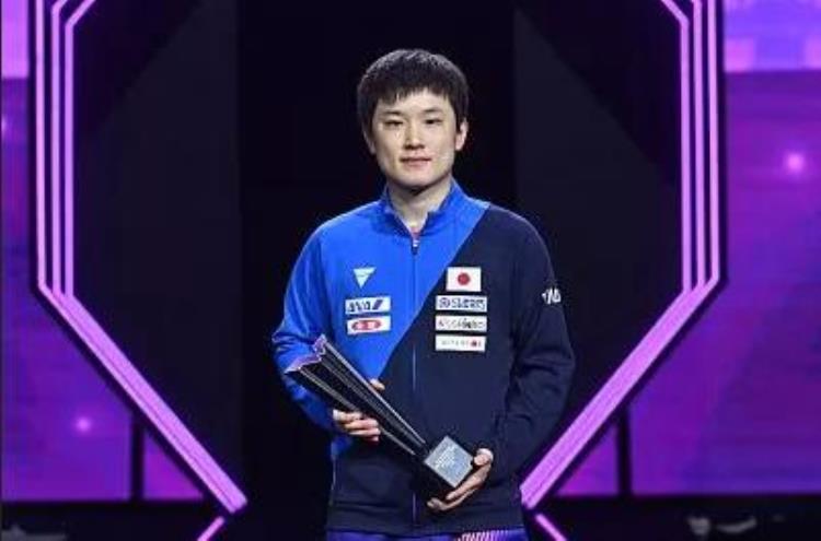日本队公布团体世乒赛名单张本智和伊藤美诚领衔