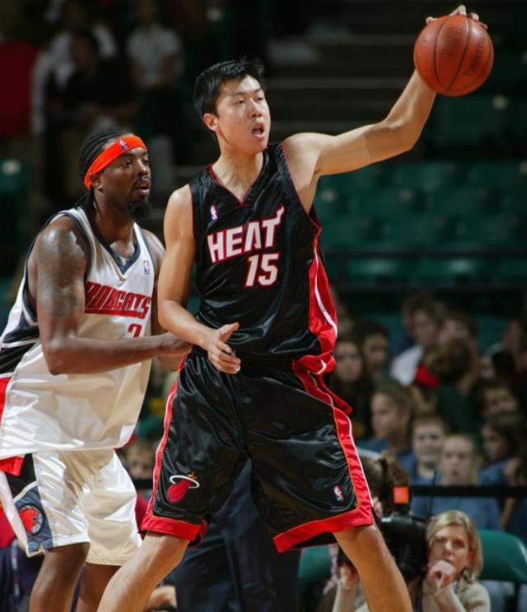 王治郅入选nba「第37顺位第一个登陆NBA的王治郅当时在CBA什么表现」