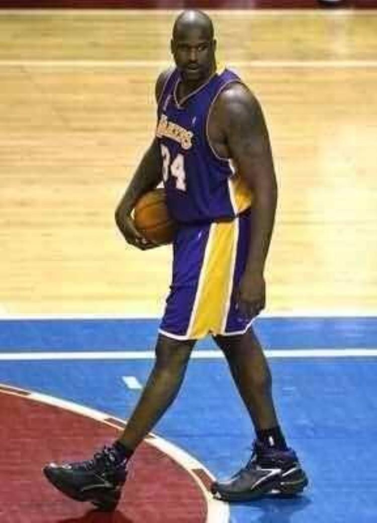 nba运动员小腿都细「NBA球员小腿有多细KD超细小腿美如画奥胖小腿和身材形成对比」