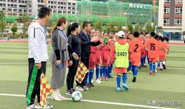 校园足球绽放精彩「尽情在绿茵场上放飞童年梦想超前小学部首届校园足球联赛开幕」