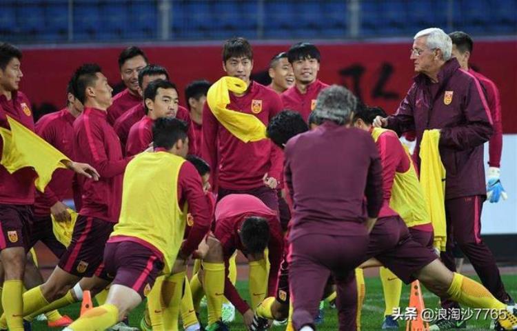 中国男足在亚洲什么水平「目前中国男子足球队的实力在亚洲究竟能排在什么样的位置」