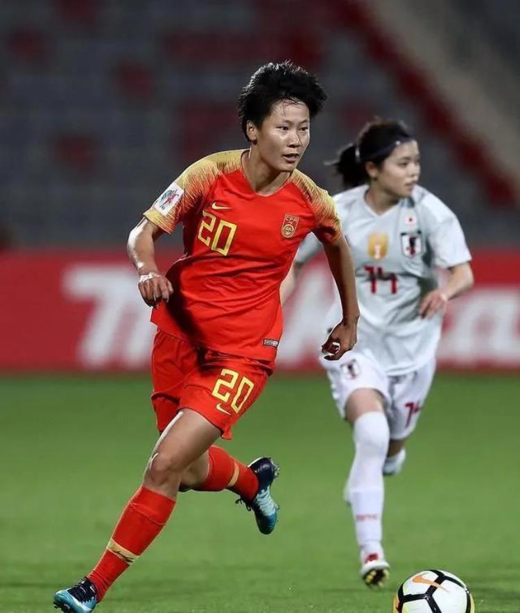 中国式家长足球「中国足球像极了中国式家庭教育」