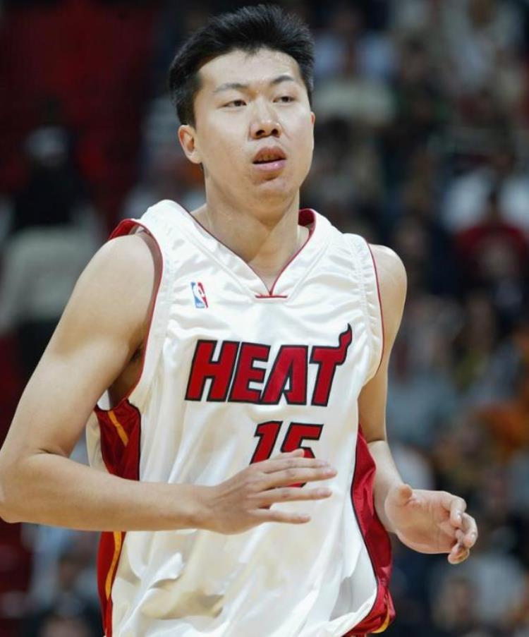 王治郅入选nba「第37顺位第一个登陆NBA的王治郅当时在CBA什么表现」