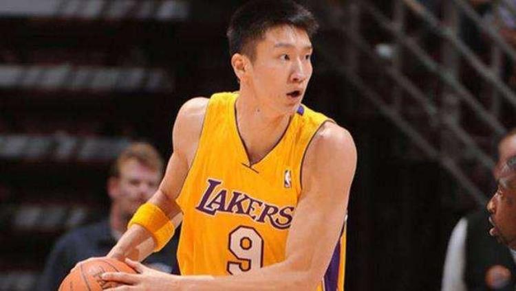 姚明NBA生涯最高4116易建联最高31分王治郅21分那周琦呢
